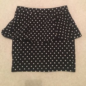SUPER CUTE polka dot peplum mini skirt